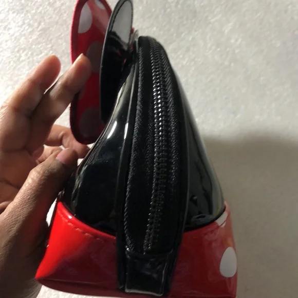 Minnie Mouse Crème Makeup bag - Picture 10 of 15